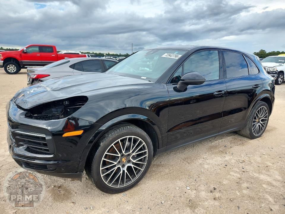 2020 PORSCHE CAYENNE