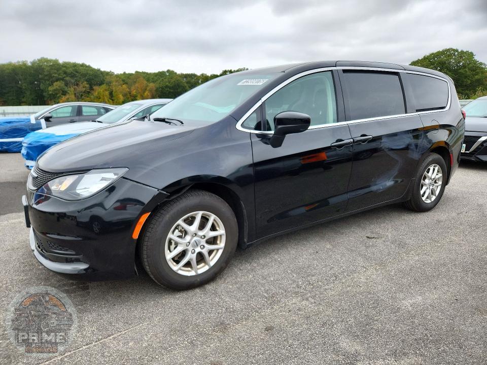 2024 CHRYSLER VOYAGER