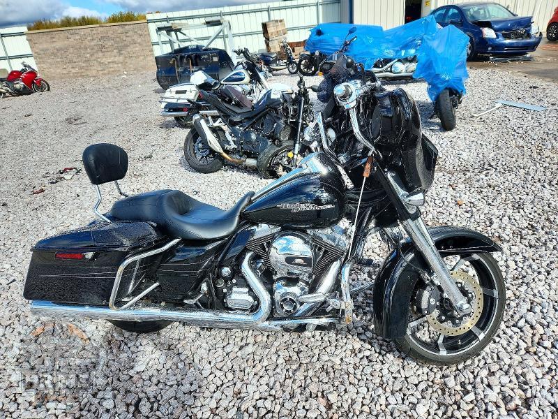 2014 HARLEY-DAVIDSON FLHXS (STREET GLIDE SPECIAL)