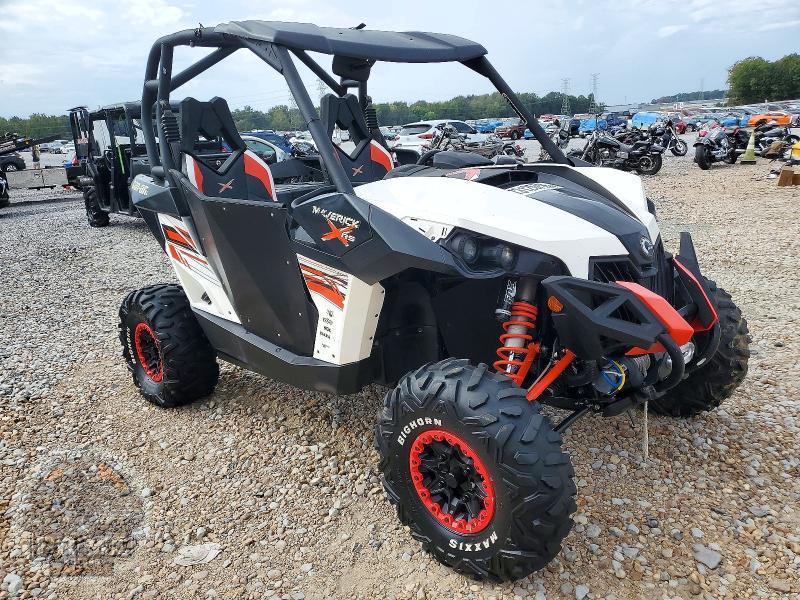 2015 CAN-AM MAVERICK