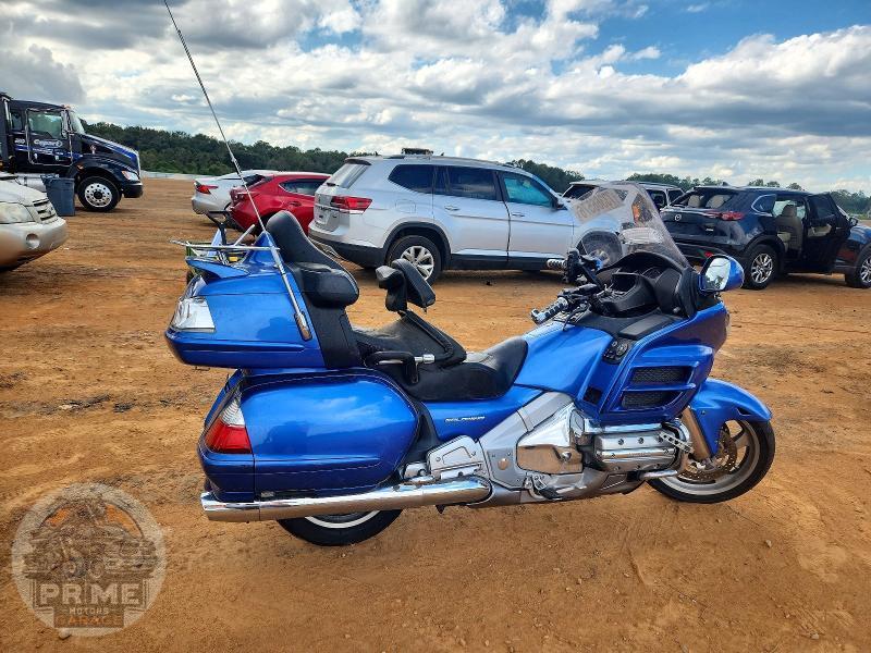 2009 HONDA GL1800