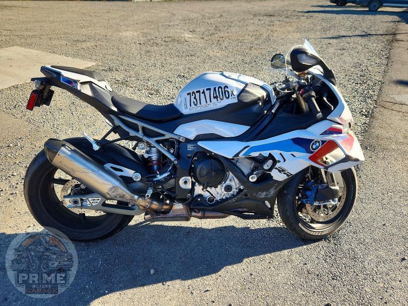 2026 BMW S