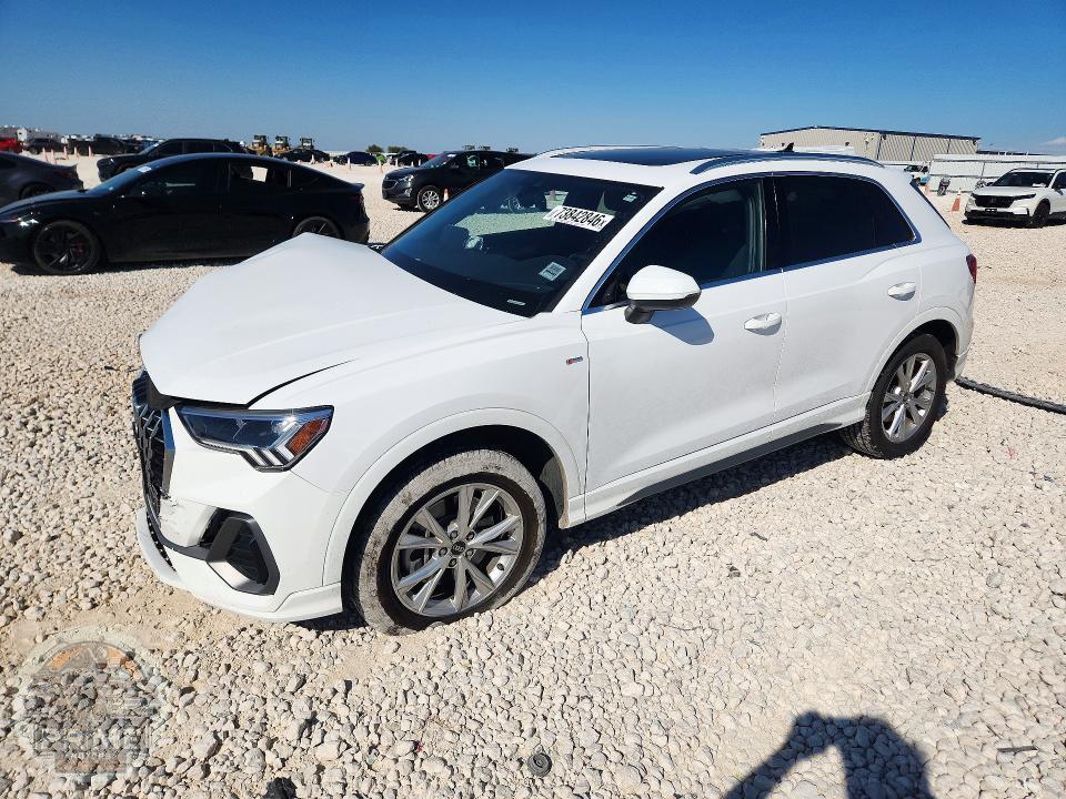 2023 AUDI Q3