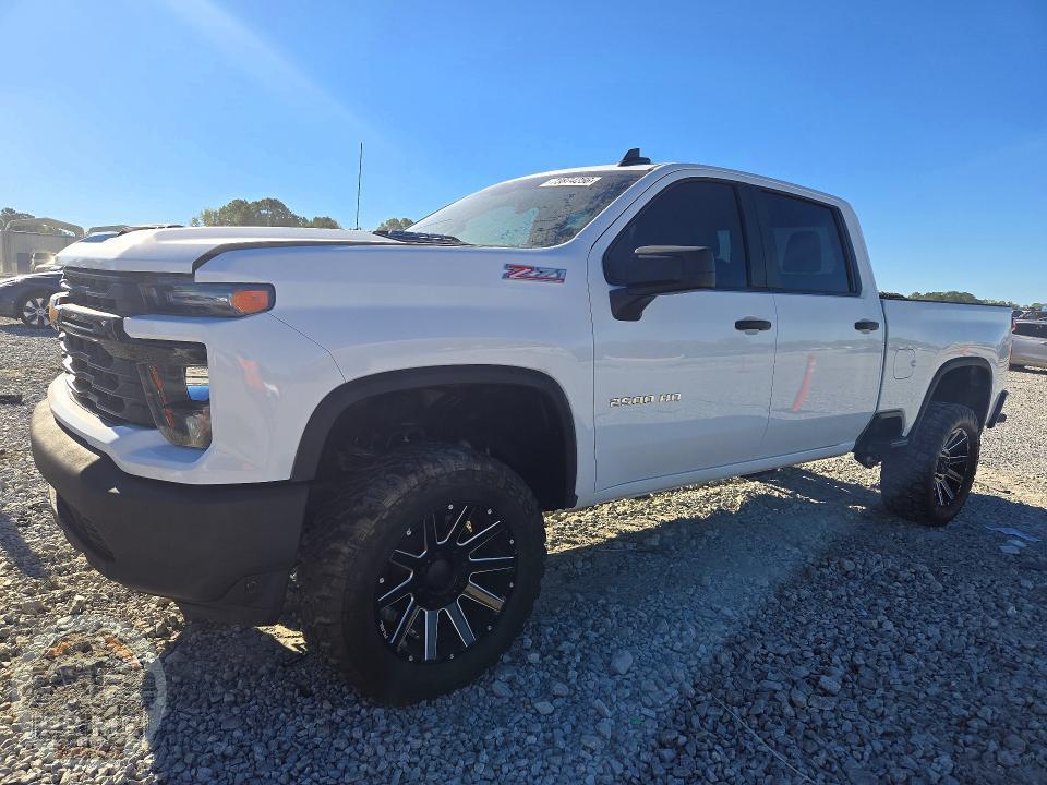 2024 CHEVROLET SILVERADO