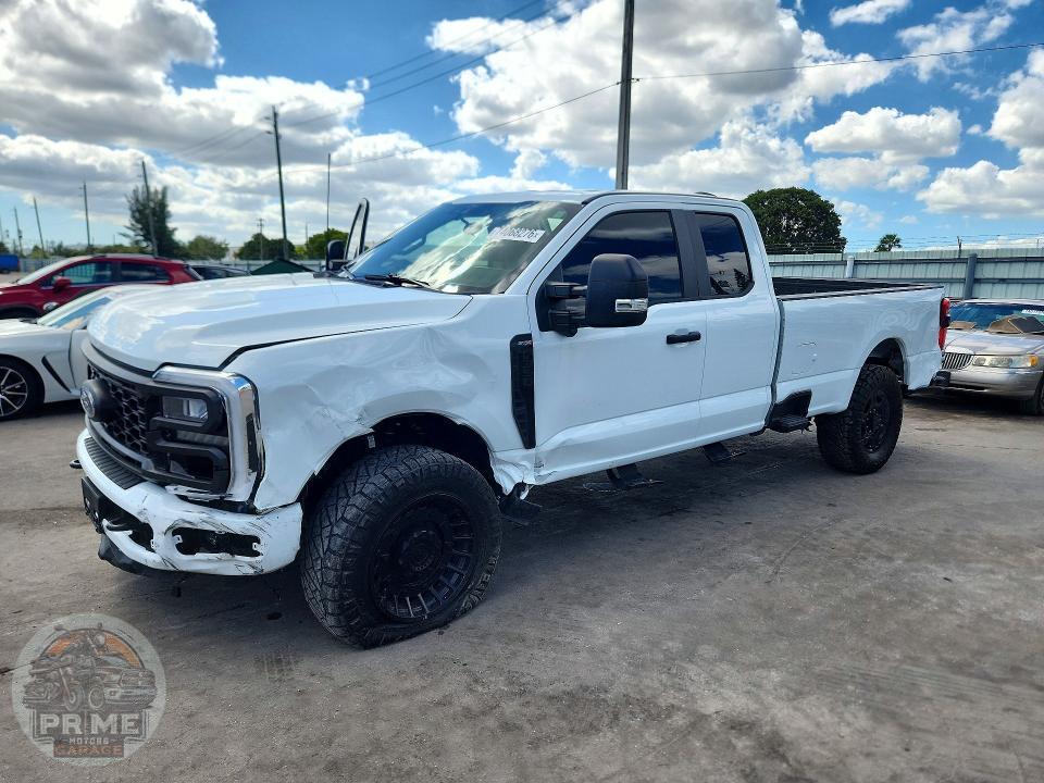 2025 FORD F 350