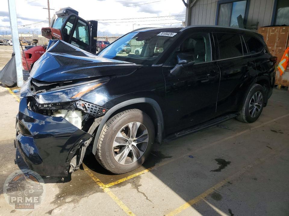 2022 TOYOTA HIGHLANDER