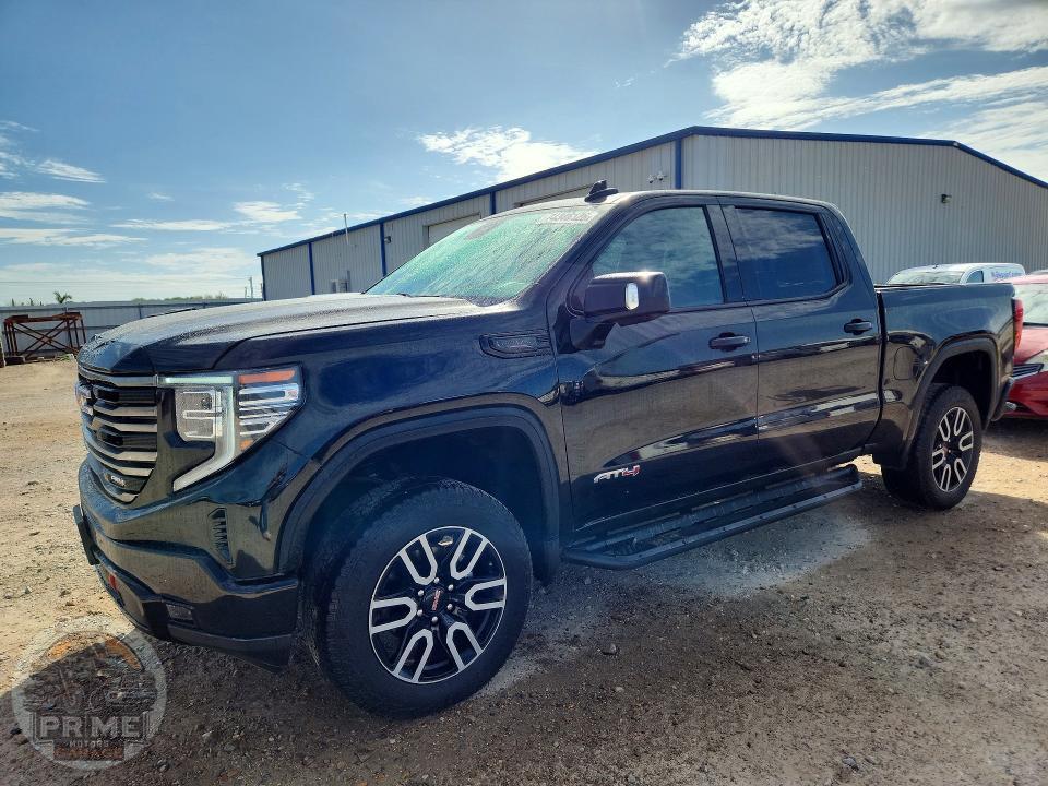 2023 GMC SIERRA