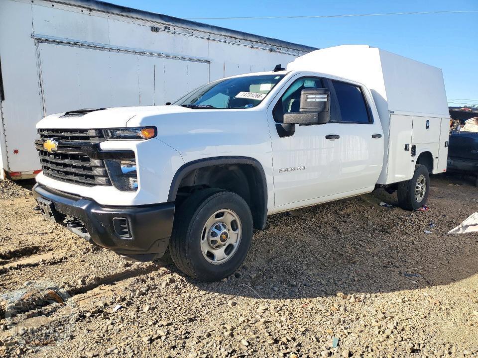 2024 CHEVROLET SILVERADO