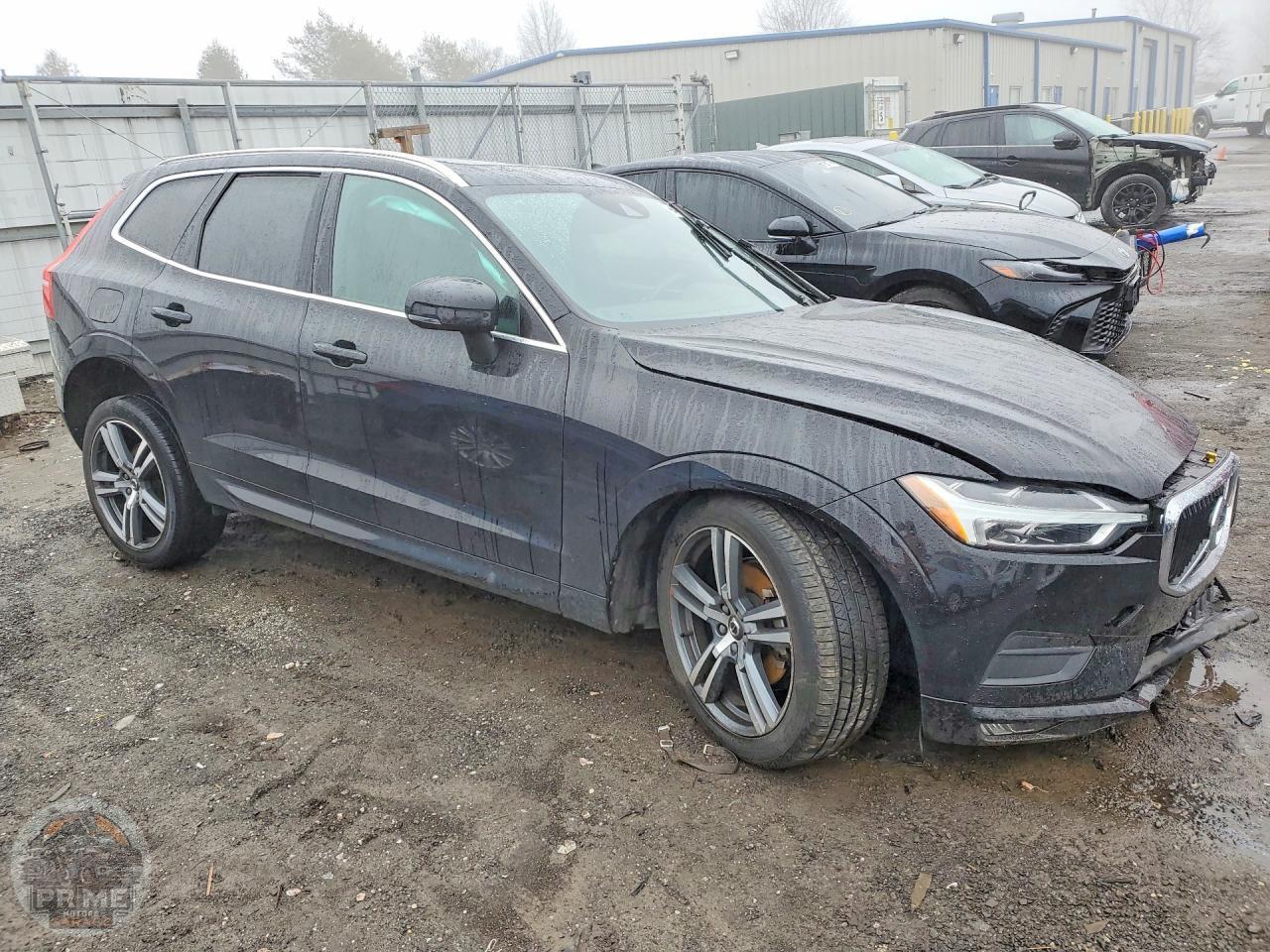 2021 VOLVO XC60 — фото 4