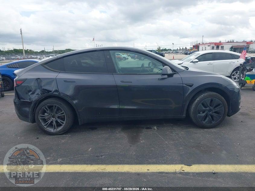 2025 TESLA MODEL Y LONG RANGE DUAL MOTOR REAR-WHEEL DRIVE — фото 12