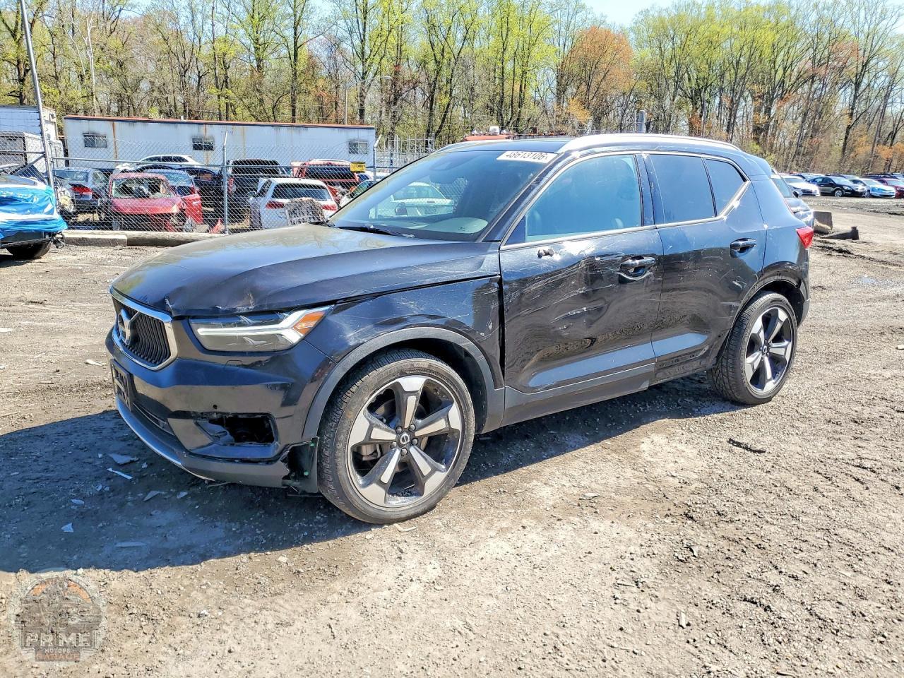 2020 VOLVO XC40 — фото 1