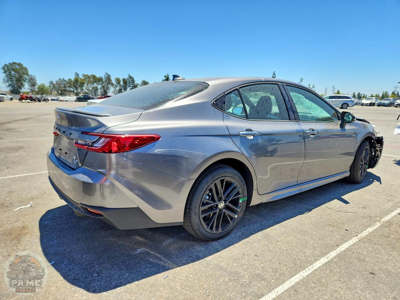 2026 TOYOTA CAMRY — фото 2