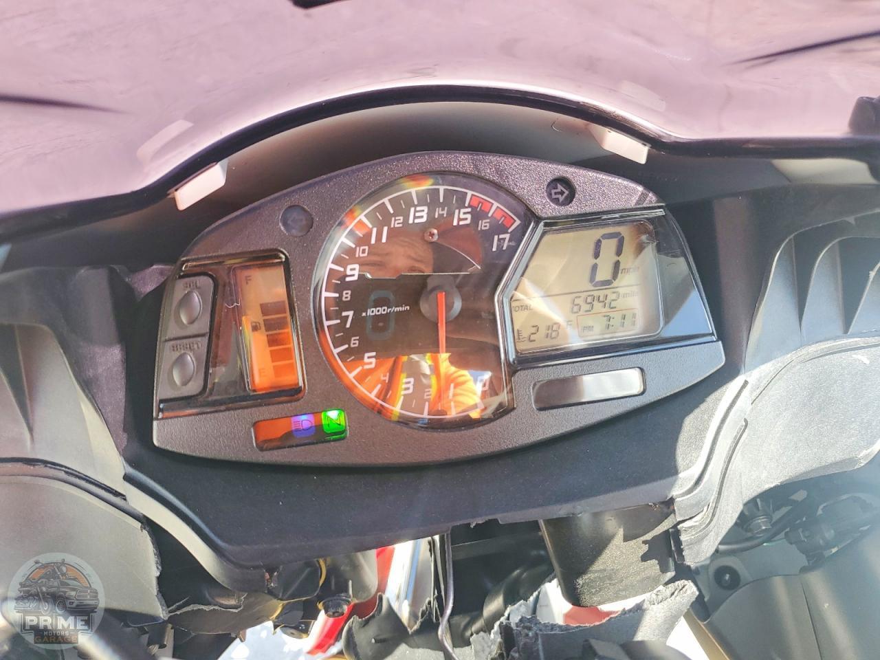 2013 HONDA CBR600 — фото 7