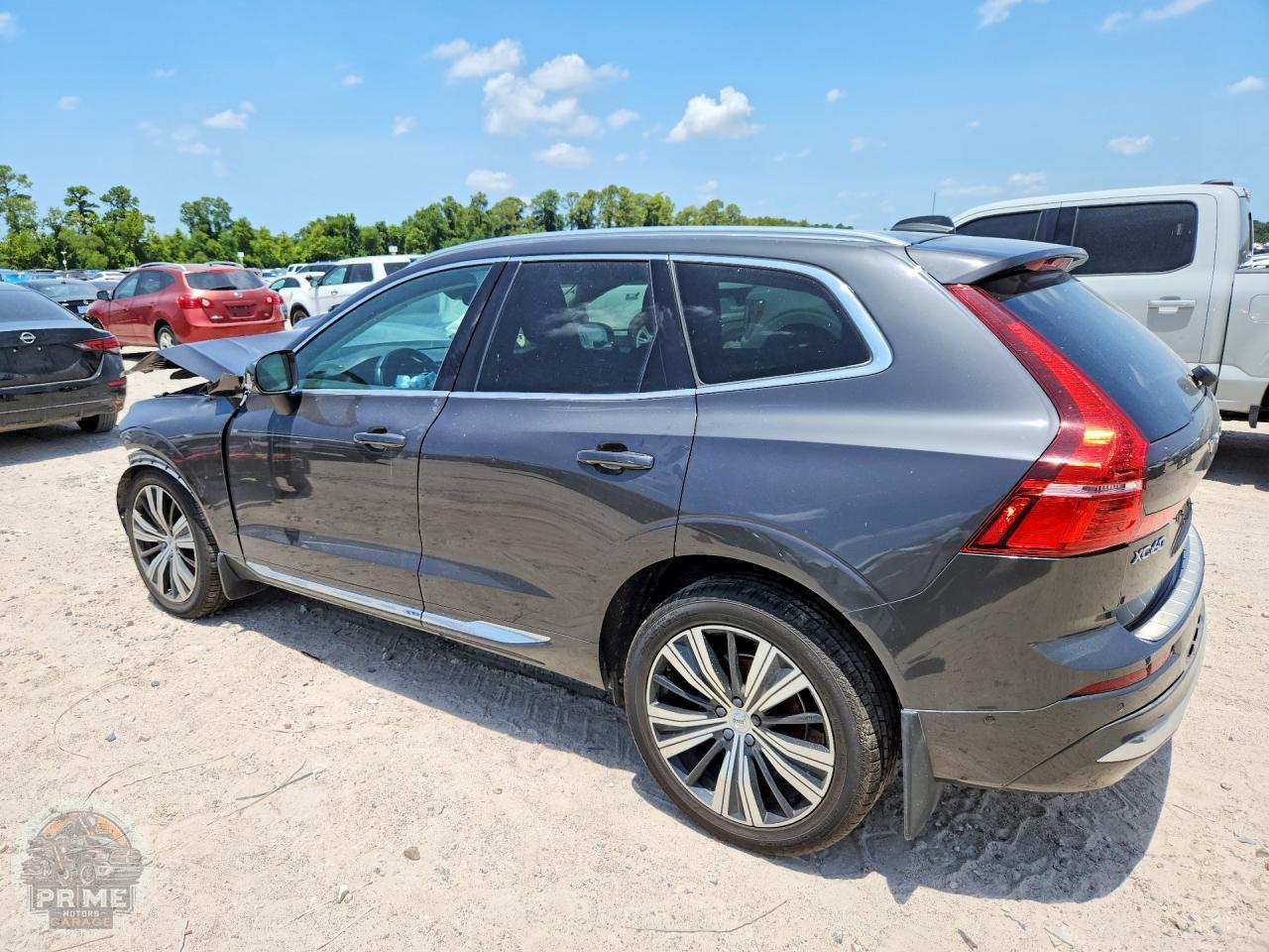 2022 VOLVO XC60 — фото 2