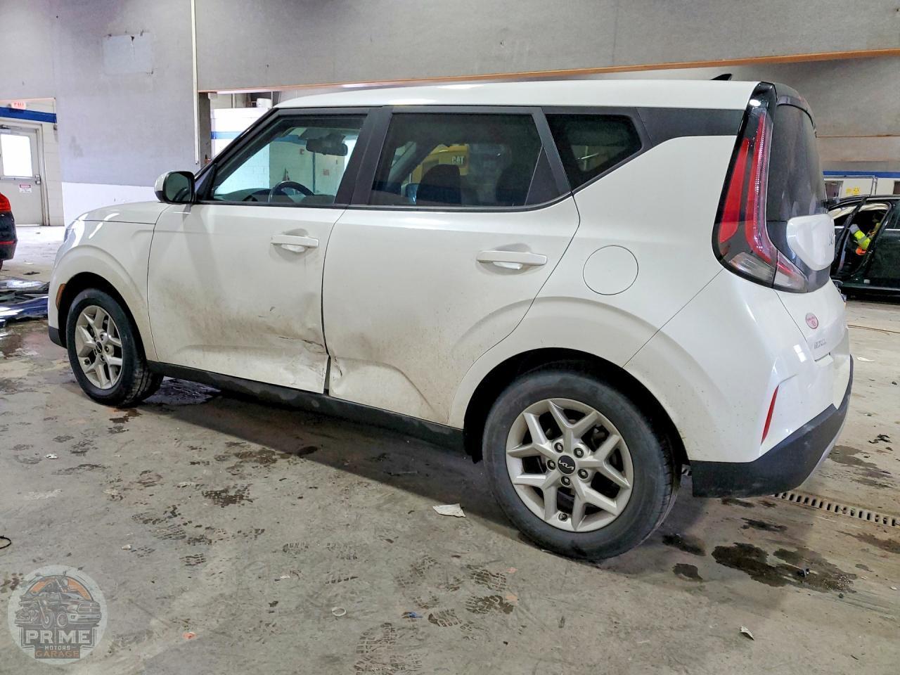2023 KIA SOUL — фото 2
