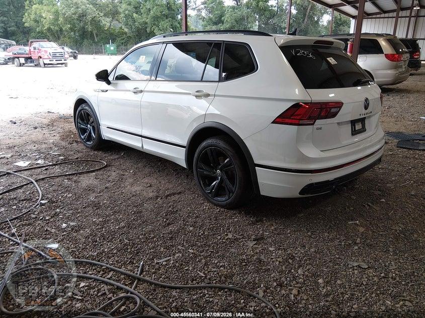 2024 VOLKSWAGEN TIGUAN 2.0T SE R-LINE BLACK — фото 3