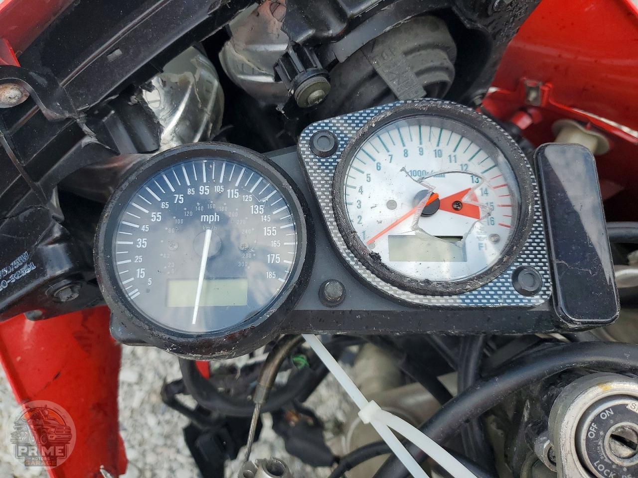 1999 SUZUKI GSX R750 — фото 7