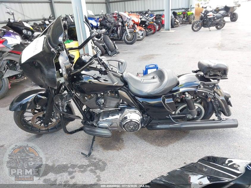 2014 HARLEY-DAVIDSON FLHX (STREET GLIDE) STREET GLIDE — фото 13