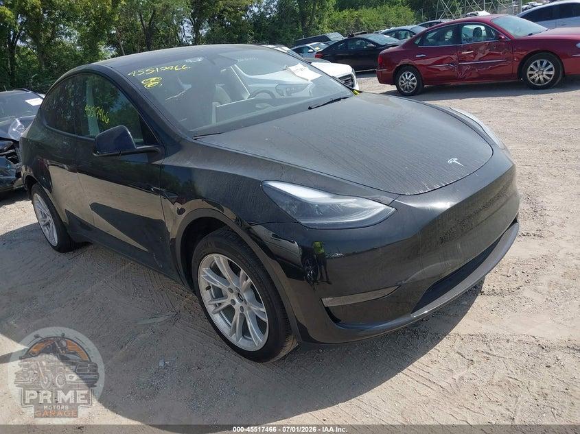 2024 TESLA MODEL Y LONG RANGE DUAL MOTOR ALL-WHEEL DRIVE — фото 1