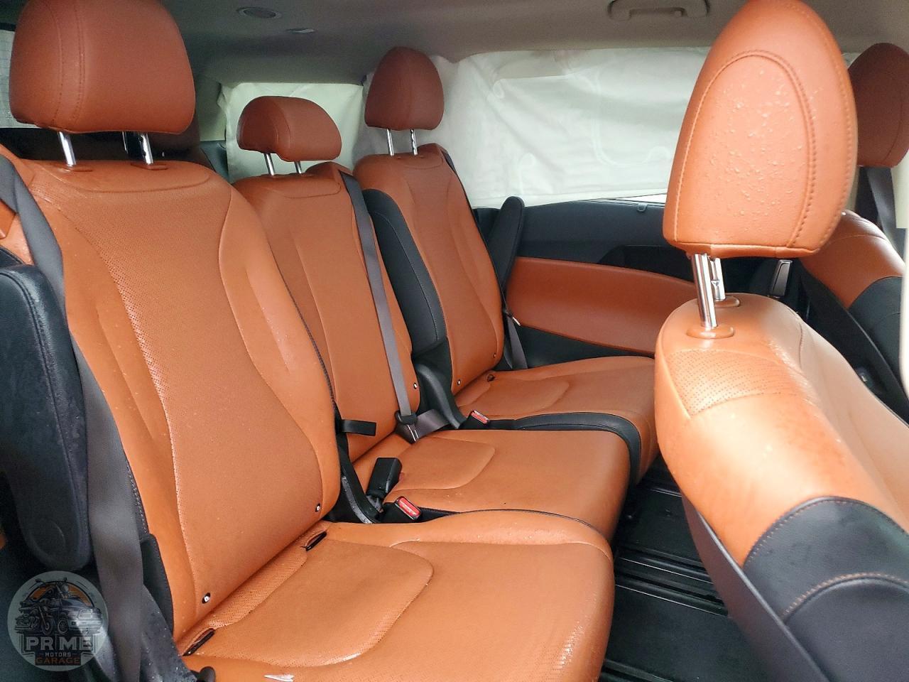 2023 KIA CARNIVAL — фото 11