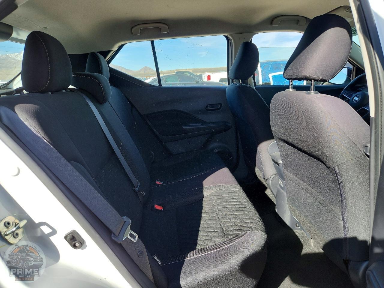 2021 NISSAN KICKS — фото 10