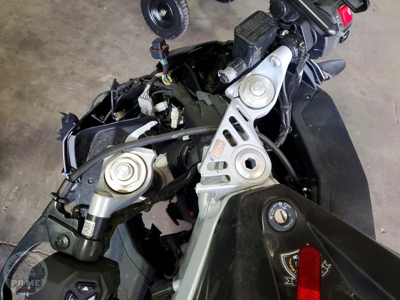 2025 APRILIA RS — фото 7