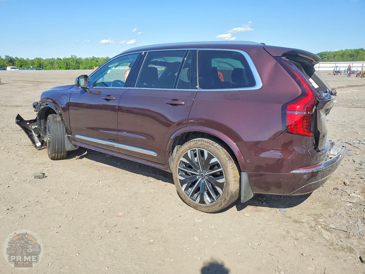 2025 VOLVO XC90 — фото 2