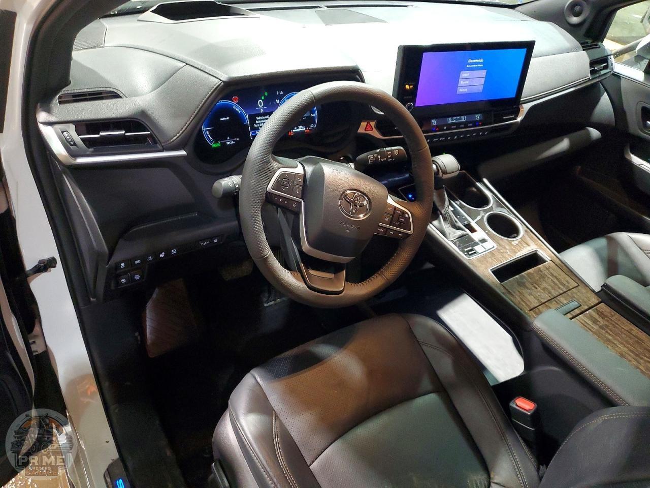2025 TOYOTA SIENNA — фото 32