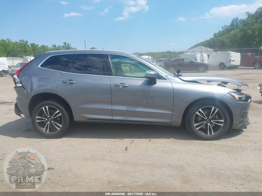 2021 VOLVO XC60 T5 MOMENTUM — фото 12