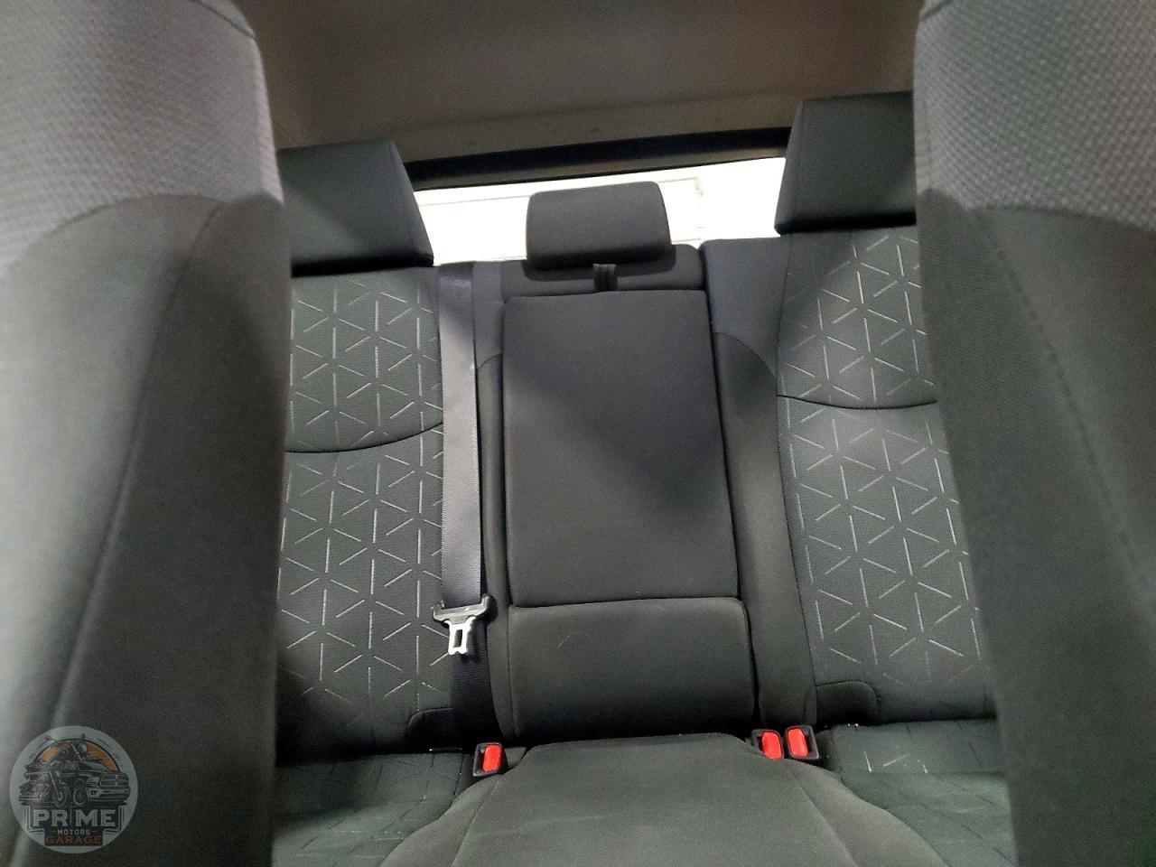 2025 TOYOTA RAV4 — фото 10