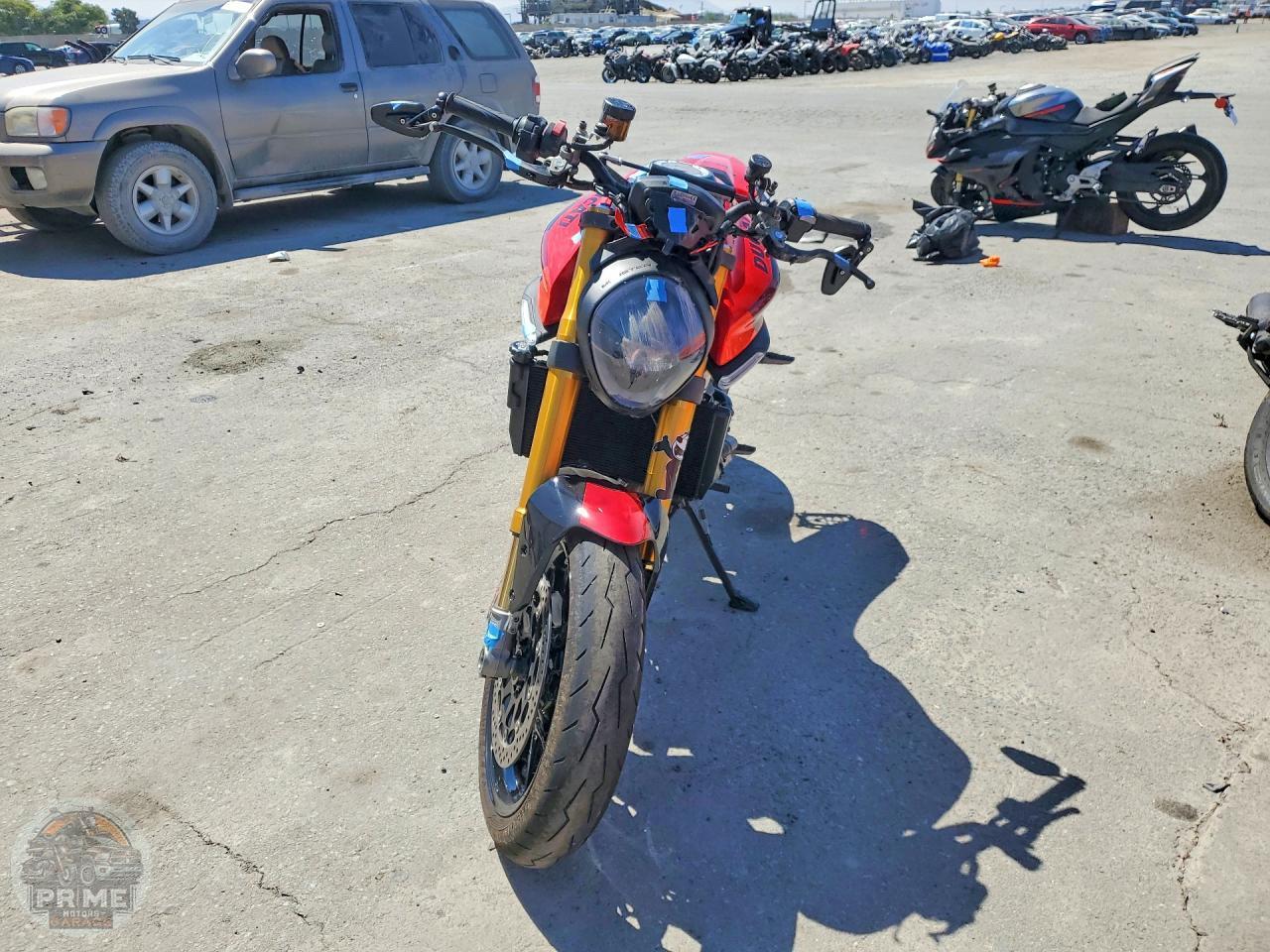2025 DUCATI MONSTER — фото 2