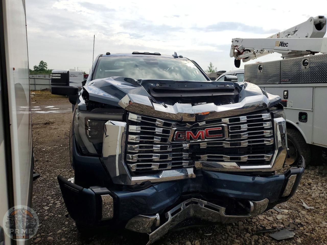 2025 GMC SIERRA — фото 4