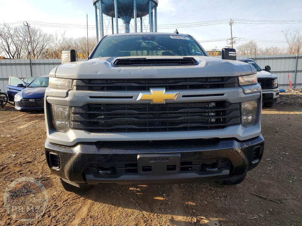 2024 CHEVROLET SILVERADO — фото 5