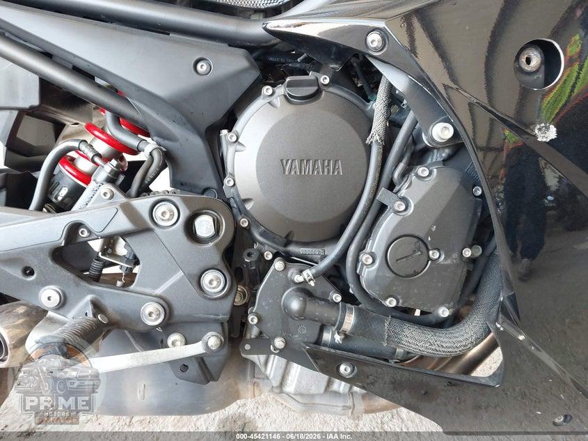 2009 YAMAHA FZ6 R — фото 8
