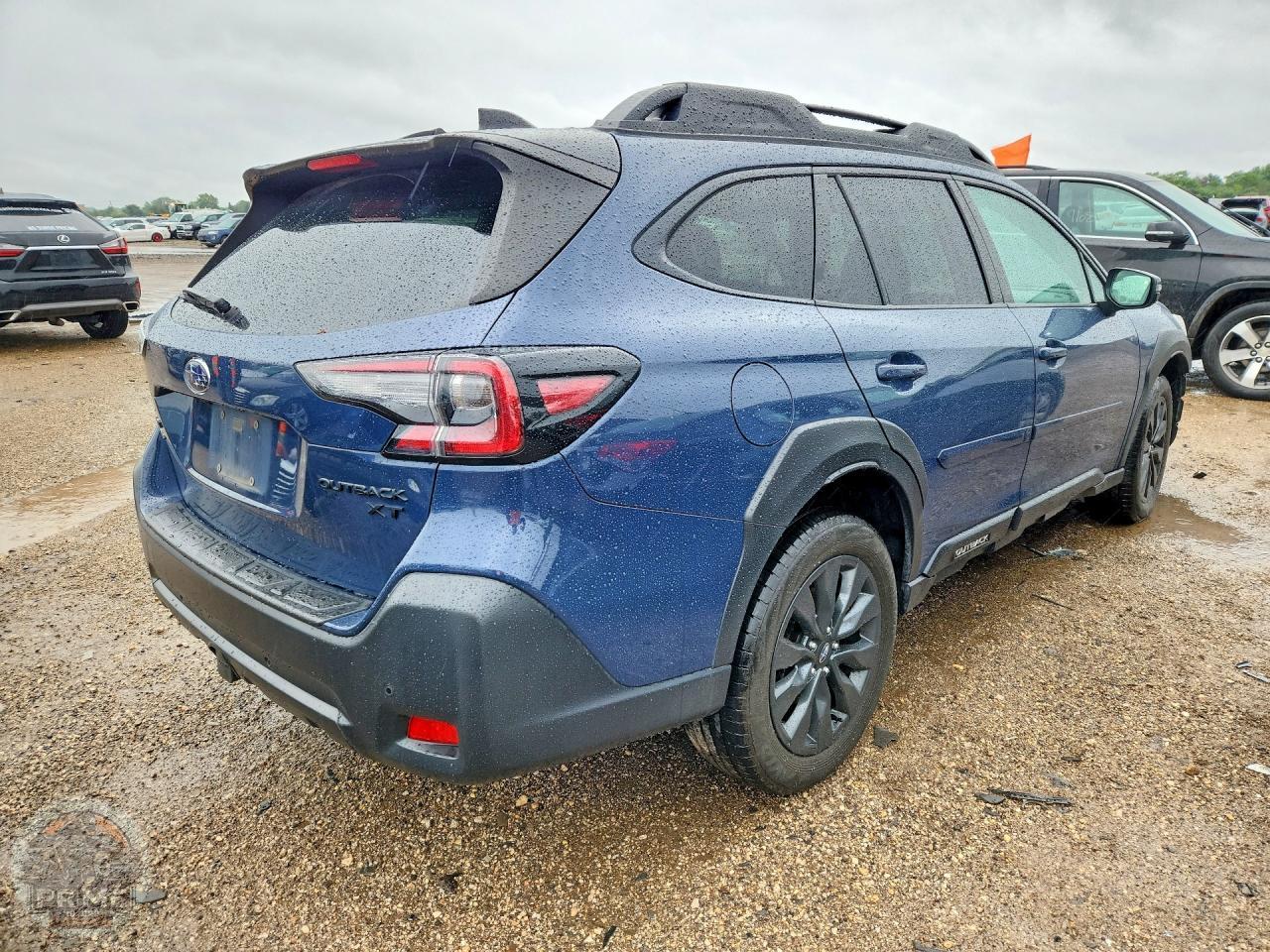 2023 SUBARU OUTBACK — фото 3