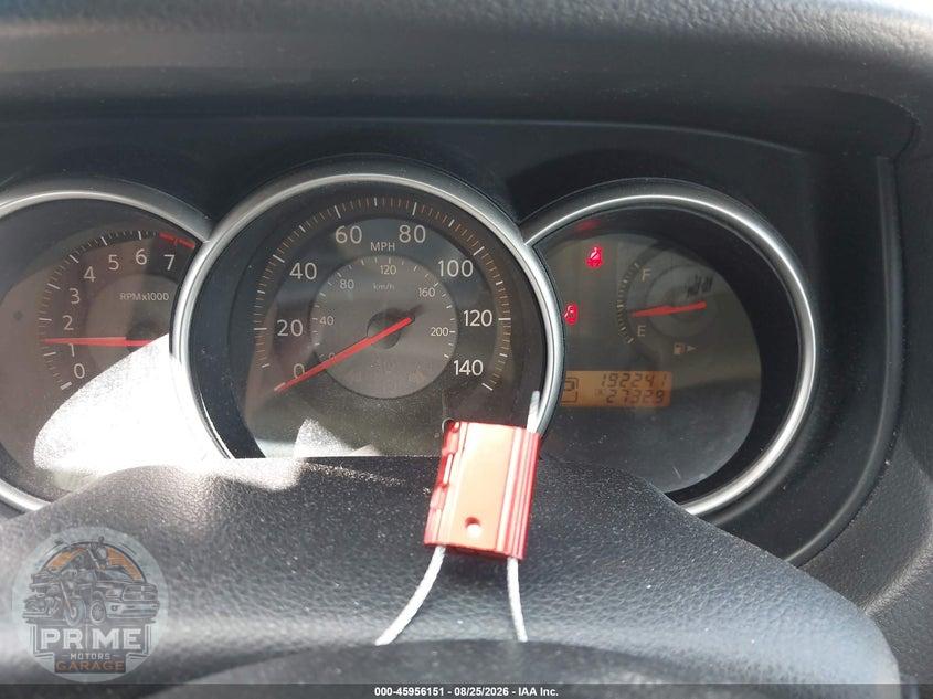 2009 NISSAN VERSA 1.8SL — фото 7