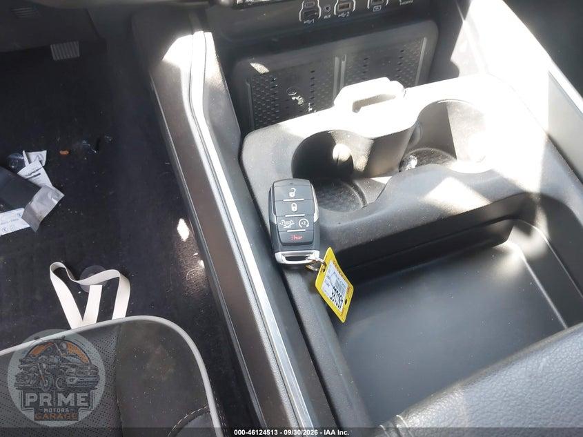 2025 RAM 1500 LARAMIE  4X4 5'7 BOX — фото 11