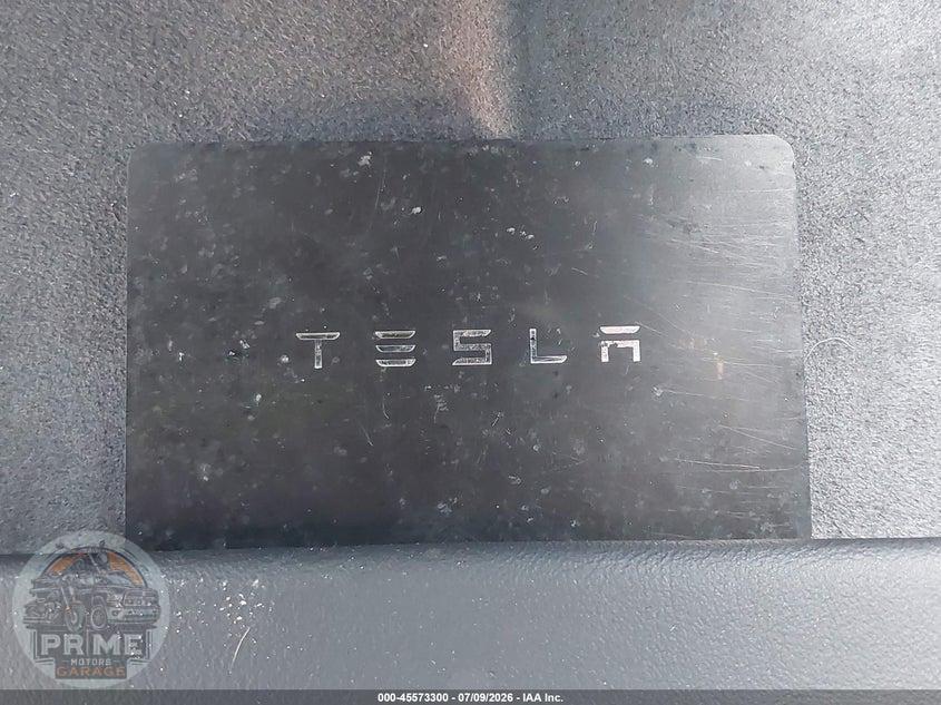 2025 TESLA MODEL Y LONG RANGE DUAL MOTOR ALL-WHEEL DRIVE — фото 10