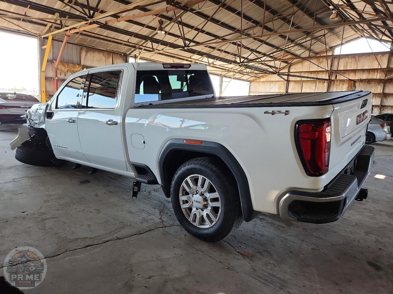 2022 GMC SIERRA — фото 2