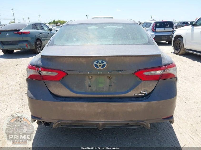 2018 TOYOTA CAMRY HYBRID SE — фото 16
