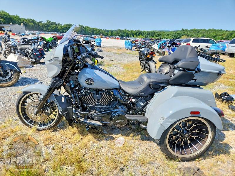 2026 HARLEY-DAVIDSON FLHLT — фото 3