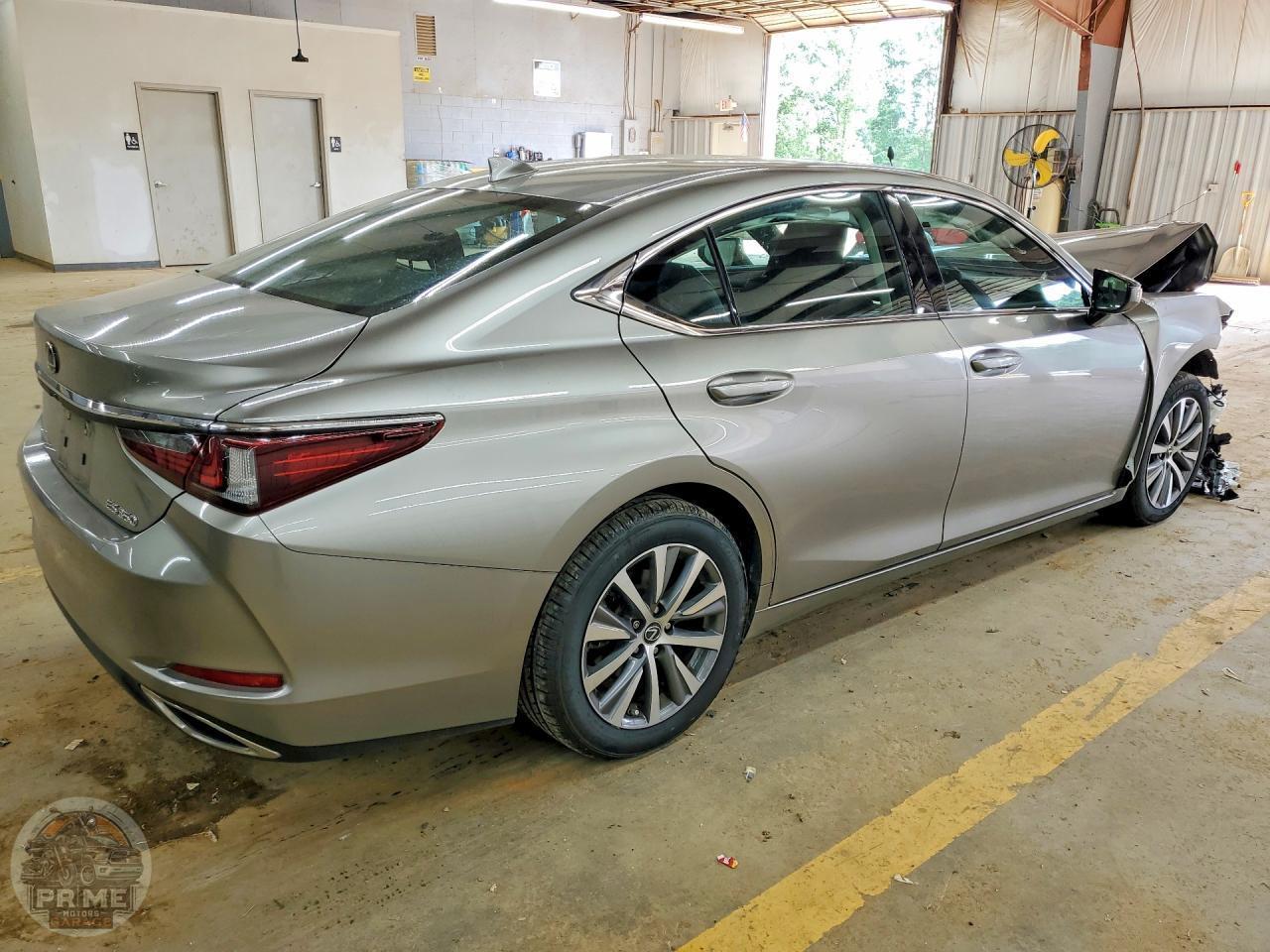 2020 LEXUS ES — фото 3