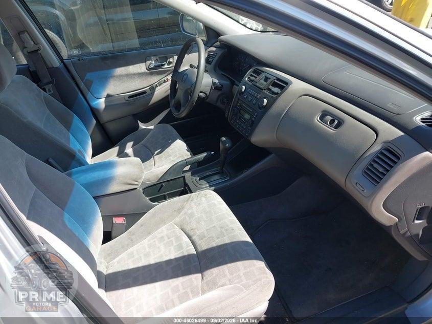 2001 HONDA ACCORD 2.3 EX — фото 5