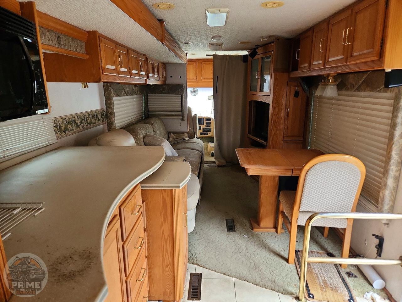 2003 WORKHORSE MOTORHOME — фото 9
