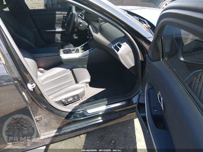 2025 BMW 3 SERIES 330I XDRIVE — фото 5