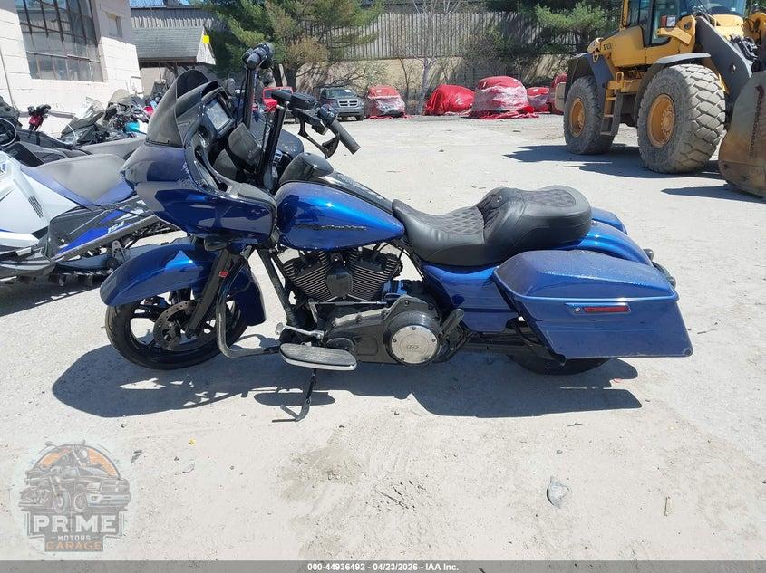 2015 HARLEY-DAVIDSON FLTRXS (ROAD GLIDE SPECIAL) ROAD GLIDE SPECIAL — фото 12