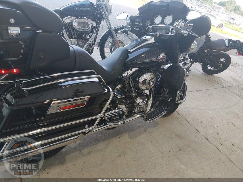 2007 HARLEY-DAVIDSON FLHTCUI (ULTRA CLASSIC ELECTRA GLIDE) — фото 12