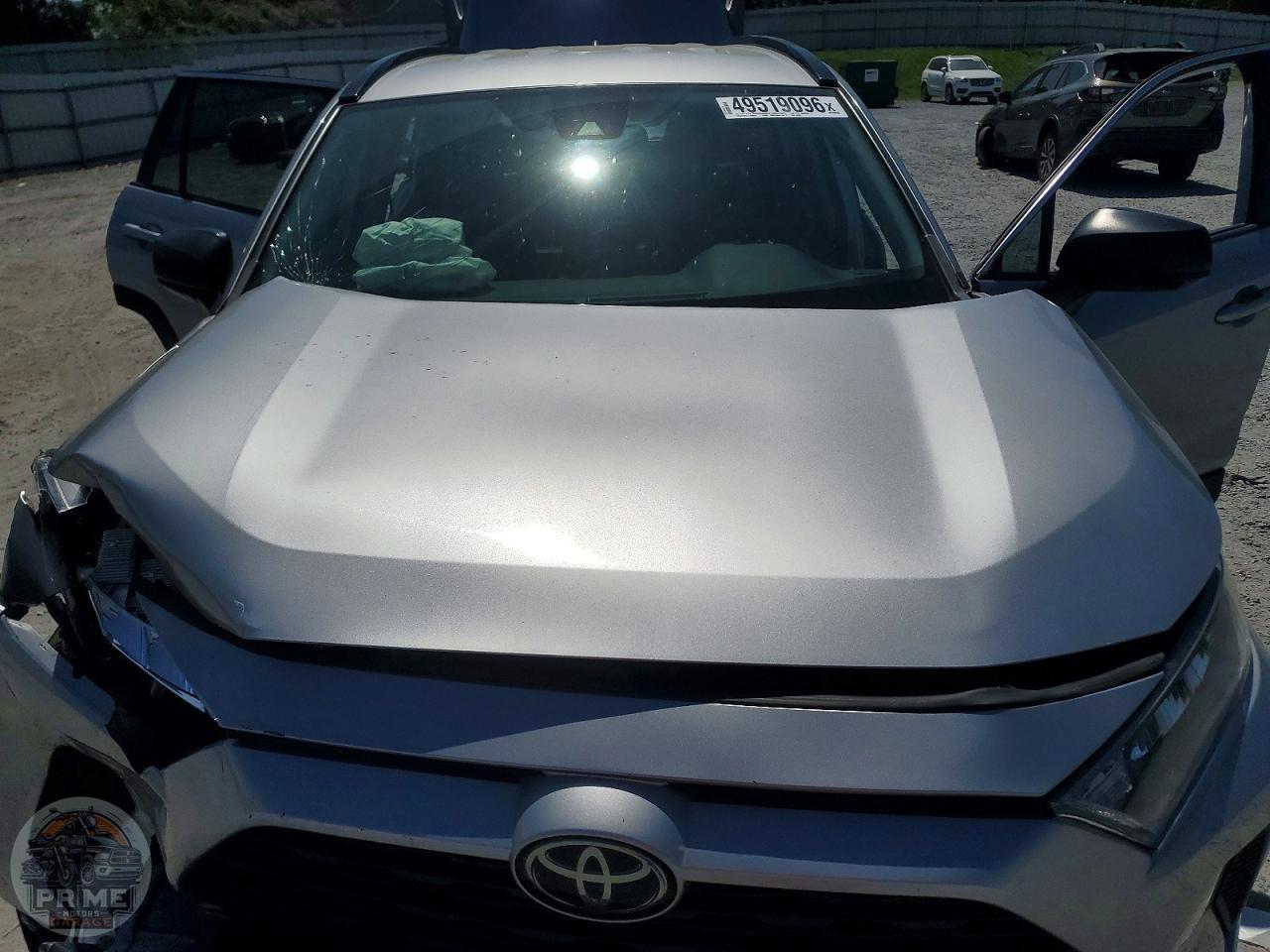 2020 TOYOTA RAV4 — фото 12