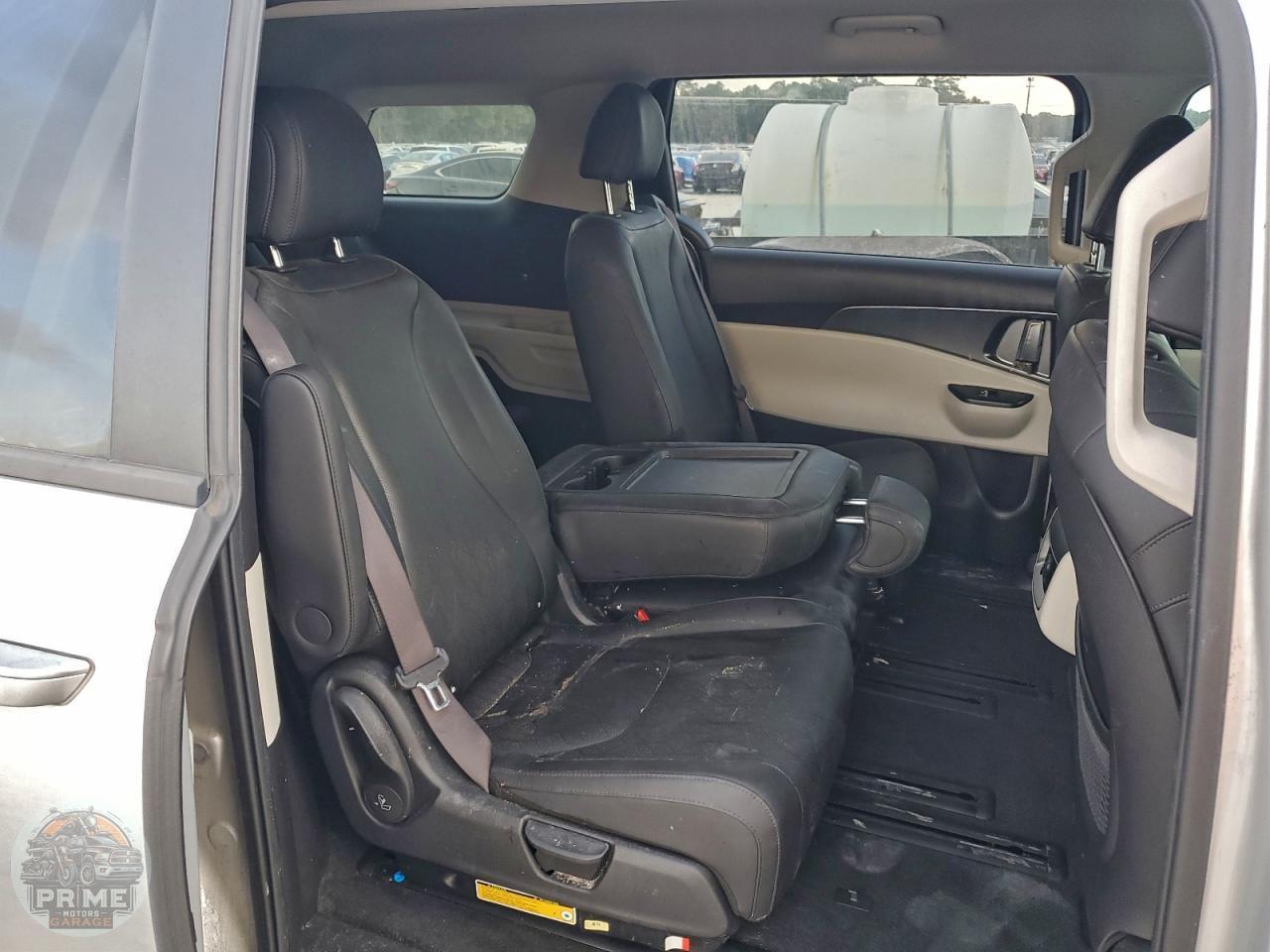 2023 KIA CARNIVAL — фото 10