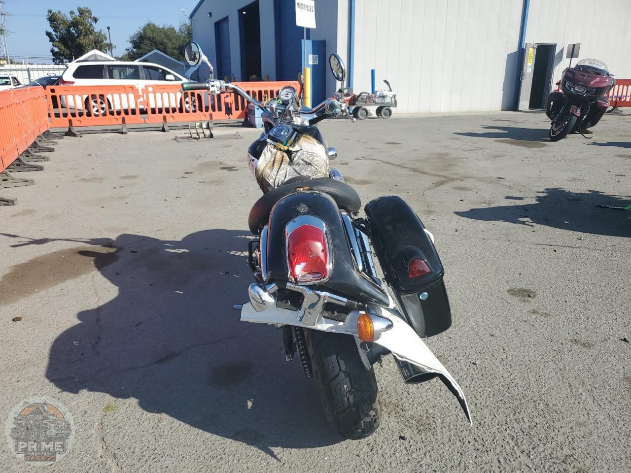 1998 HONDA VT750 — фото 4